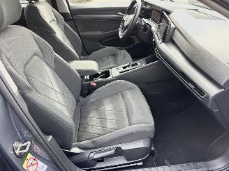 Volkswagen Golf 1.5 eTSI 162pk aut + f1 Style - nap - pano - virtual - massage - front + line + side + park assist - virtual picture 46