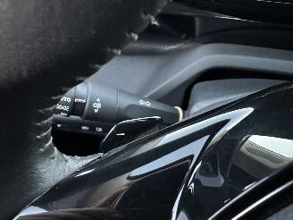 Peugeot 308 1.6 Plug-in Hybrid 191pk aut + f1 Active Pack Bus - nap - 1e eig - clima - cruise - carplay - pdc - line assist picture 28