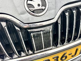 Skoda Superb 2.0 TDI 150pk 6-bak euro.6 Style Bus - nap - navi - camera - front + side + park assist - keyless entry + start picture 108