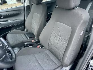 Hyundai Bayon 1.0 T-GDI automaat Comf Smart Hybrid - nap - virtual - line assist - nav - camera - pdc - bleutooth tel lader picture 49