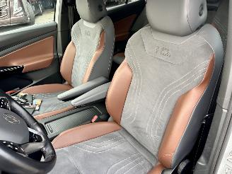 Volkswagen ID.4 77kWh 204pk aut First Edition - nap - 20 inch - navi - keyless - sfeerverl - cam - front + line assist - trekh picture 18