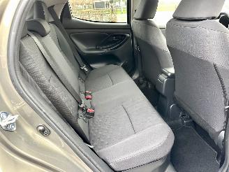 Toyota Yaris 1.5 Hybrid 115 automaat First Edition - nap - facelift - navi - camera - keyless - front + line assist - rijdbaar picture 58