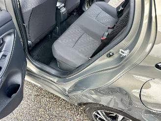 Toyota Yaris 1.5 Hybrid 115 automaat First Edition - nap - facelift - navi - camera - keyless - front + line assist - rijdbaar picture 63