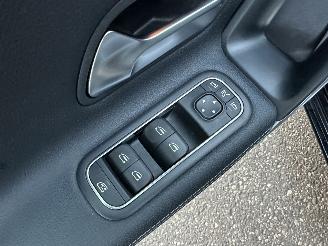 Mercedes A-klasse 180 136pk aut Bus.Sol. Luxury - nap - widescreen - leer - sfeerverl - front + line assist - camera - navi picture 61