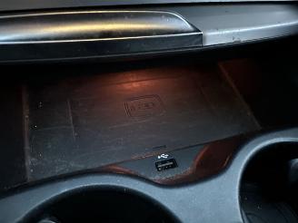 BMW 5-serie 530i 252pk aut + f1 High Exe Sportline sedan - head up - navi - camera - keyless - front + line + side assist picture 47