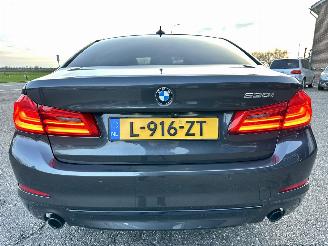 BMW 5-serie 530i 252pk aut + f1 High Exe Sportline sedan - head up - navi - camera - keyless - front + line + side assist picture 6