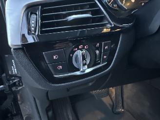 BMW 5-serie 530i 252pk aut + f1 High Exe Sportline sedan - head up - navi - camera - keyless - front + line + side assist picture 54