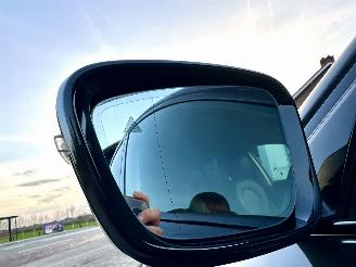 BMW 5-serie 530i 252pk aut + f1 High Exe Sportline sedan - head up - navi - camera - keyless - front + line + side assist picture 98