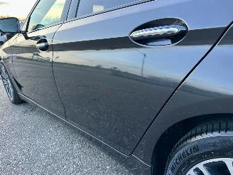 BMW 5-serie 530i 252pk aut + f1 High Exe Sportline sedan - head up - navi - camera - keyless - front + line + side assist picture 101