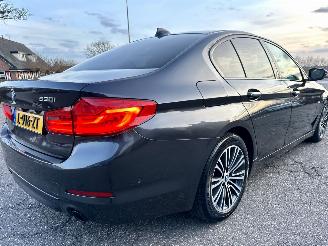 BMW 5-serie 530i 252pk aut + f1 High Exe Sportline sedan - head up - navi - camera - keyless - front + line + side assist picture 5