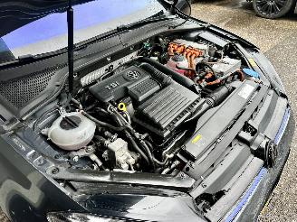 Volkswagen Golf GTE 1.4 TSI 225pk aut + f1 5drs - nap - pano - leer - navi - camera - acc - front assist - schroefset + 18 inch picture 88