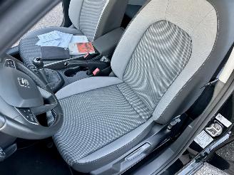 Seat Ibiza 1.0 TSI 95pk Style Business Intense - nap - navi - camera - front assist - pdc v+a - privacy glass - 1e eig - rijdbaar picture 22