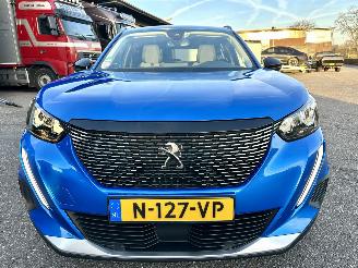 Peugeot 2008 1.2 Turbo 131pk 6-bak PureTech Allure - nap - navi - carplay - clima - cruise - pdc - line assist - trekh picture 3