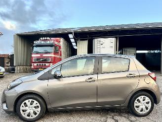 Vaurioauto  passenger cars Toyota Yaris 1.0 VVT-i Comfort 2018/2