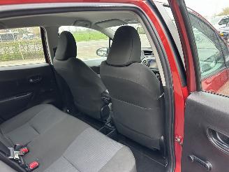 Toyota Yaris 1.5 Full Hybrid 89pk automaat Aspiration - nap - camera - clima + cruise contr - pdc - afn trek - boekjes + sleutels picture 66