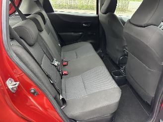 Toyota Yaris 1.5 Full Hybrid 89pk automaat Aspiration - nap - camera - clima + cruise contr - pdc - afn trek - boekjes + sleutels picture 67