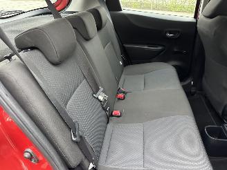 Toyota Yaris 1.5 Full Hybrid 89pk automaat Aspiration - nap - camera - clima + cruise contr - pdc - afn trek - boekjes + sleutels picture 68