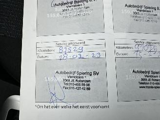 Toyota Yaris 1.5 Full Hybrid 89pk automaat Aspiration - nap - camera - clima + cruise contr - pdc - afn trek - boekjes + sleutels picture 32