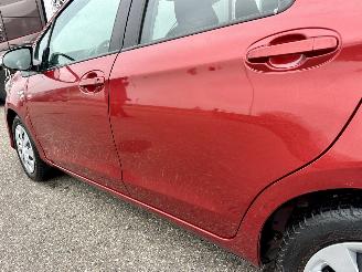 Toyota Yaris 1.5 Full Hybrid 89pk automaat Aspiration - nap - camera - clima + cruise contr - pdc - afn trek - boekjes + sleutels picture 77