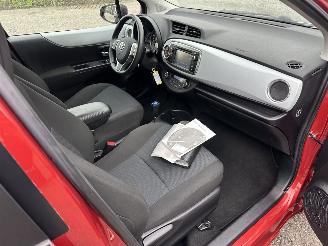 Toyota Yaris 1.5 Full Hybrid 89pk automaat Aspiration - nap - camera - clima + cruise contr - pdc - afn trek - boekjes + sleutels picture 21