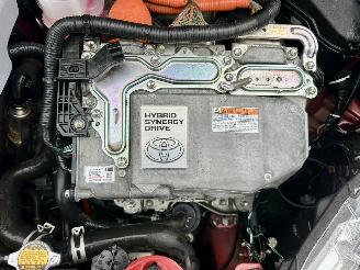 Toyota Yaris 1.5 Full Hybrid 89pk automaat Aspiration - nap - camera - clima + cruise contr - pdc - afn trek - boekjes + sleutels picture 92