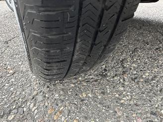 Toyota Yaris 1.5 Full Hybrid 89pk automaat Aspiration - nap - camera - clima + cruise contr - pdc - afn trek - boekjes + sleutels picture 76