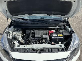 Mitsubishi Space-star 1.0i 71pk Cool+ 5drs - nap - airco - elektr pakket - licht + regensensor - facelift - 4x nieuwe banden picture 61