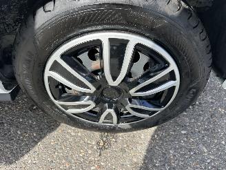 Mitsubishi Space-star 1.0i 71pk Cool+ 5drs - nap - airco - elektr pakket - licht + regensensor - facelift - 4x nieuwe banden picture 56