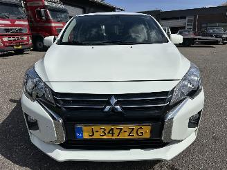Mitsubishi Space-star 1.0i 71pk Cool+ 5drs - nap - airco - elektr pakket - licht + regensensor - facelift - 4x nieuwe banden picture 3