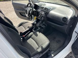 Mitsubishi Space-star 1.0i 71pk Cool+ 5drs - nap - airco - elektr pakket - licht + regensensor - facelift - 4x nieuwe banden picture 34