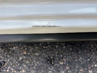 Mitsubishi Space-star 1.0i 71pk Cool+ 5drs - nap - airco - elektr pakket - licht + regensensor - facelift - 4x nieuwe banden picture 67