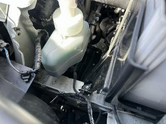 Mitsubishi Space-star 1.0i 71pk Cool+ 5drs - nap - airco - elektr pakket - licht + regensensor - facelift - 4x nieuwe banden picture 63