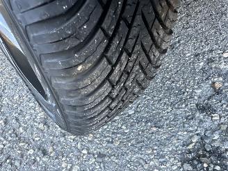 Peugeot 108 1.0 e-VTi 69pk Première CabrioTop - nap - camera - keyless entry + start - elektr dak - clima - cruise - carplay picture 88