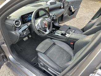 Mercedes A-klasse AMG Bus Sol 7-Traps aut + F1 - pano - widescreen - sfeerverl - front + side + park assist - stoelverw picture 19