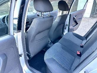 Volkswagen Polo 1.4-16V 86pk dsg aut Comfortl 5drs - nap - airco - cruise - 4x elektr ramen - esp - boekjes + 2x sleutels op afstandbed picture 31