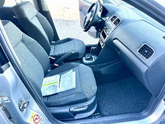 Volkswagen Polo 1.4-16V 86pk dsg aut Comfortl 5drs - nap - airco - cruise - 4x elektr ramen - esp - boekjes + 2x sleutels op afstandbed picture 39