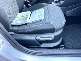 Volkswagen Polo 1.4-16V 86pk dsg aut Comfortl 5drs - nap - airco - cruise - 4x elektr ramen - esp - boekjes + 2x sleutels op afstandbed picture 40