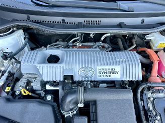 Toyota Auris Touring Sports Gereserveerd 1.8 Hybrid 123pk aut - pano - nap - camera - navi - keyless start - parelmoer - privacy glass - org nl picture 99