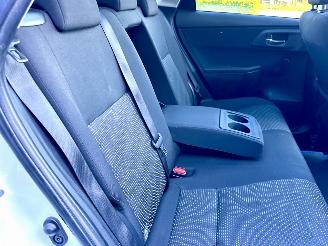 Toyota Auris Touring Sports Gereserveerd 1.8 Hybrid 123pk aut - pano - nap - camera - navi - keyless start - parelmoer - privacy glass - org nl picture 62