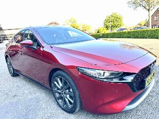 Mazda 3 2.0 e-SkyActiv-X Hybrid aut 180 Luxury - nap - Hud - 360 cam - leer - stuur + stoelverw - bose - memory - keyless picture 4