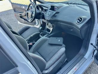 Ford Fiesta 1.0T EcoBoost ST-Line 5drs - nap - navi - clima + cruise - zwarte hemel - pdc - trekh - licht + regensensor picture 22