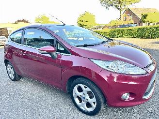 Ford Fiesta 1.25i 82pk Titanium 3drs - nap - airco - elektr ram + spiegels - lmv - mistlampen - cv op afstandbed picture 4