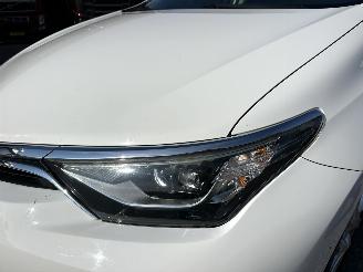Toyota Auris Touring Sports Gereserveerd 1.8 Hybrid 123pk aut Lease pro - pano - nap - front + line + park assist - keyless entry + start - stoelverw picture 114