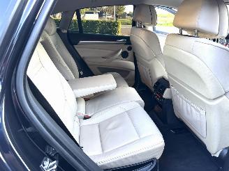 BMW X6 xDrive50i 4.4 TwinTurbo 408pk 8-traps aut + f1 Exe - facelift - hud - 22 inch - softclose - stuurverw - keyless picture 43
