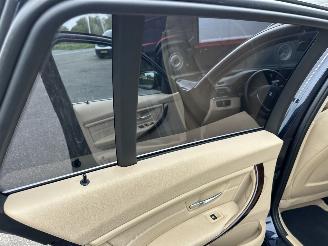 BMW 3-serie Touring 320i 184pk 8-traps aut High Executive - nap - xenon - beige leer - stoelverw - navi - pdc - elektr klep picture 55