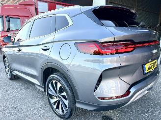 BYD Seal U 1.5 DM-i Plug-In Hybrid 180pk aut FWD Boost - pano - nap - head up - stuurverw - stoelkoeling - infinity - 360cam picture 6