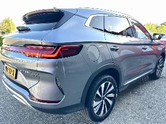 BYD Seal U 1.5 DM-i Plug-In Hybrid 180pk aut FWD Boost - pano - nap - head up - stuurverw - stoelkoeling - infinity - 360cam picture 5