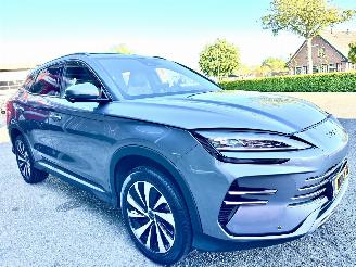 BYD Seal U 1.5 DM-i Plug-In Hybrid 180pk aut FWD Boost - pano - nap - head up - stuurverw - stoelkoeling - infinity - 360cam picture 4