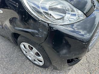 Peugeot 107 Gereserveerd 1.0-12v automaat 68pk XS 5drs - nap - carplay - airco - 49dkm - elektr ramen - toerenteller picture 83