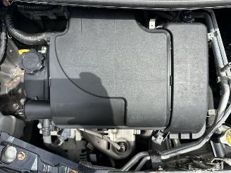 Peugeot 107 Gereserveerd 1.0-12v automaat 68pk XS 5drs - nap - carplay - airco - 49dkm - elektr ramen - toerenteller picture 72